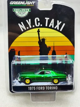 1:64 1975 Ford Torino - NYC Taxi Fundido a troquel de la Aleación de Metal Modelo de Coche Juguetes Para Regalo de Colección