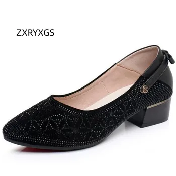 ZXRYXGS Niño de Gamuza Punta de diamante de imitación Zapatos de Mujer Gruesa Mediados Talón del Zapato de 2023 Nuevo Otoño Moda Versátil Zapatos Negros de Gran Tamaño 43